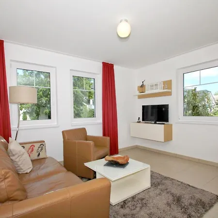 Apartman Strandnahe Mit Terrasse, Gratis Nutzung Vom Ahoi Erlebnisbad Und Sauna In Sellin - Rex Rugia 14-4 Lobbe